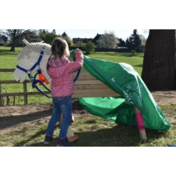 Helga Kreft Afdekzeil Voor Tuinpaarden -Buitenspeelgoed helga kreft afdekzeil voor tuinpaarden a292647 4